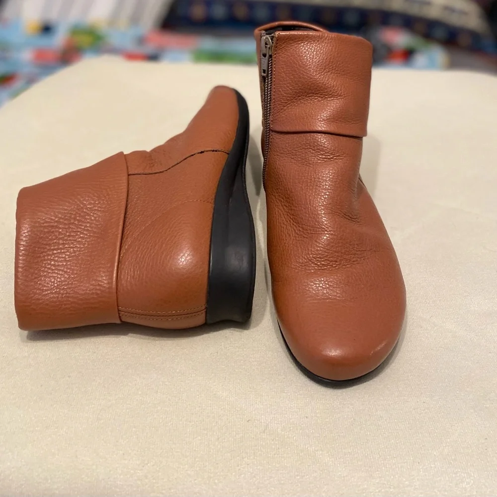 Elegant Tan Ankle Booties